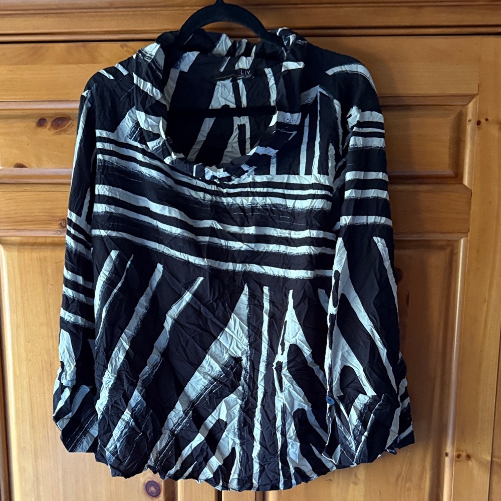 Striped Black and White Women's Top